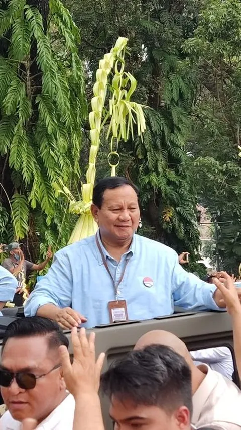 Teka Teki Kepemilikan 3 Mobil Maung yang Ditumpangi Prabowo-Gibran saat Daftar ke KPU Terungkap