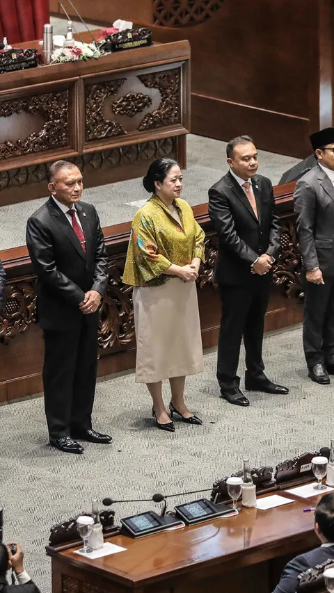Puan Lantik Tiga Anggota DPR Baru, Salah Satunya Pengganti Dedi Mulyadi dari Golkar