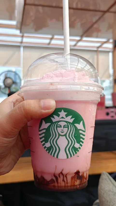 Starbucks Gugat Serikat Pekerja yang Unggah Dukungan Pro Palestina