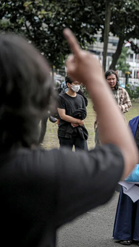 Teriaki Pj Gubernur Gagal saat HUT Banten, Dua Mahasiswa Diseret ke Luar Gedung Wakil Rakyat
