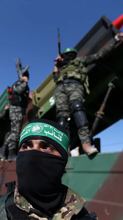 Brigade Al-Qassam Hamas Rilis Video Bagaimana Mereka Serang Israel Lewat Udara Pakai Paralayang