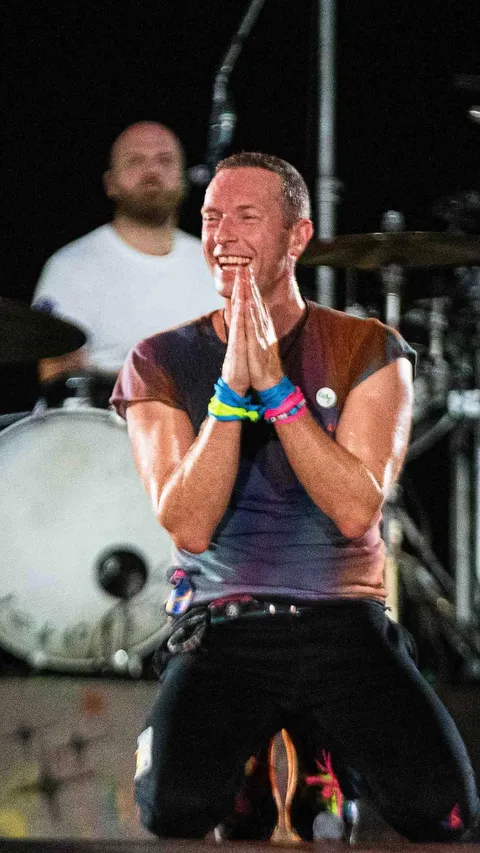 Selain Baca Pantun, Ini Puja-puji dan Kritik Coldplay saat Konser Perdana di Jakarta