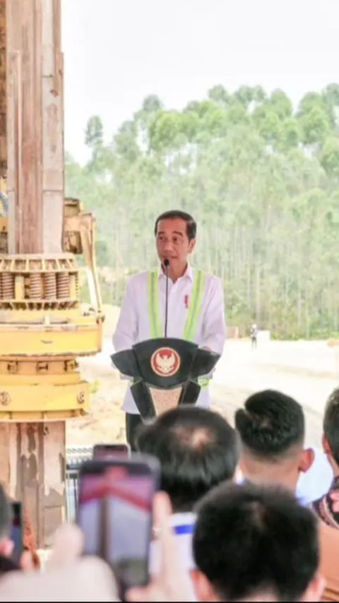 VIDEO: Pantun Jokowi di IKN "Supaya Pembangunan Maju Terus, Pinjam Dulu Seratus"