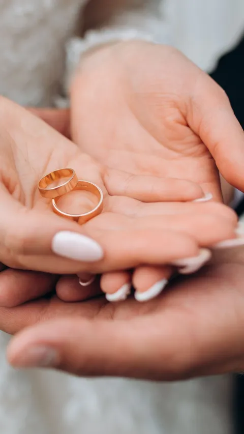 Kisah Pasangan Akhirnya Menikah usai Pacaran Selama 9 Tahun, Sempat Tak Dapat Restu Orang Tua