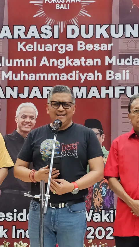VIDEO:  Pantun Sekjen PDIP Sindir Bujuk Rayu Prabowo Pindahkan Dukungan Satu Keluarga