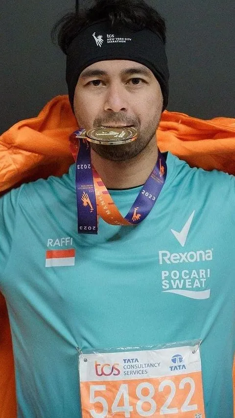 Potret Raffi Ahmad Berhasil Marathon 42 KM di New York 