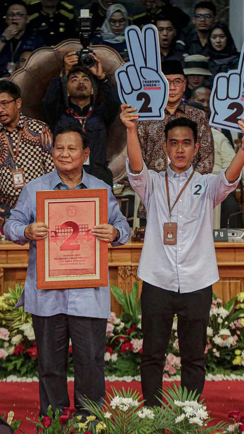 Berangkat ke KPU buat Debat Capres Perdana, Prabowo Subianto 