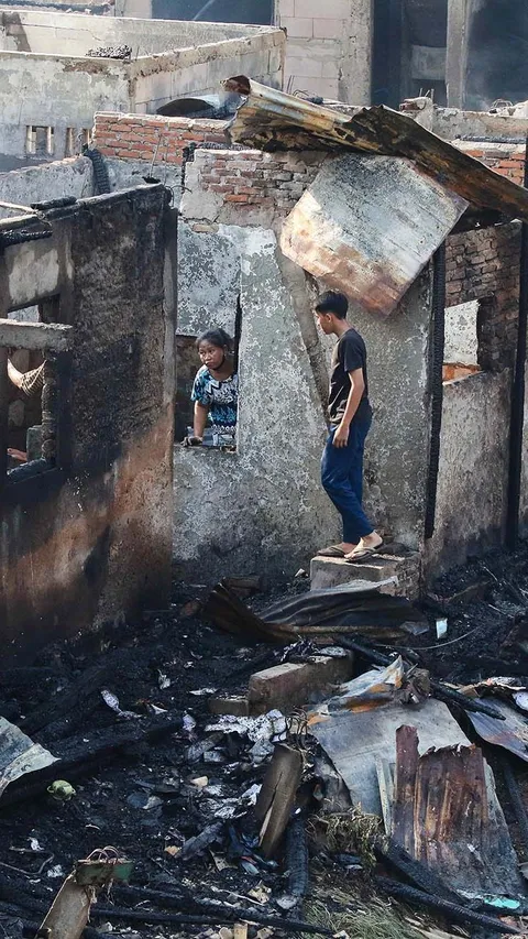 FOTO: Kondisi Permukiman Padat di Manggarai Ludes Dilalap Kebakaran, Ratusan Warga Terpaksa Mengungsi
