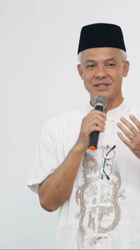 VIDEO: Sindiran Tajam Ganjar ke Prabowo "Pikniknya Kurang Jauh!"