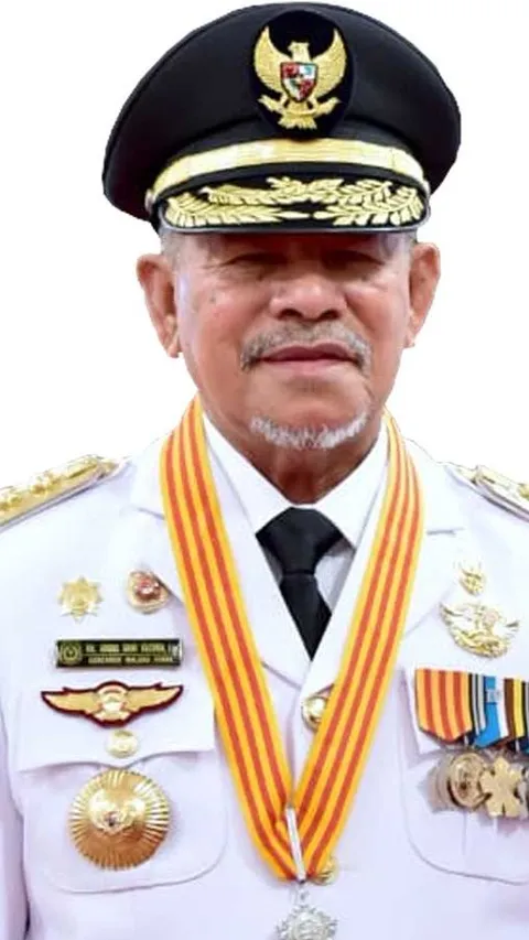 KPK Tangkap Gubernur Maluku Utara Abdul Gani Kasuba