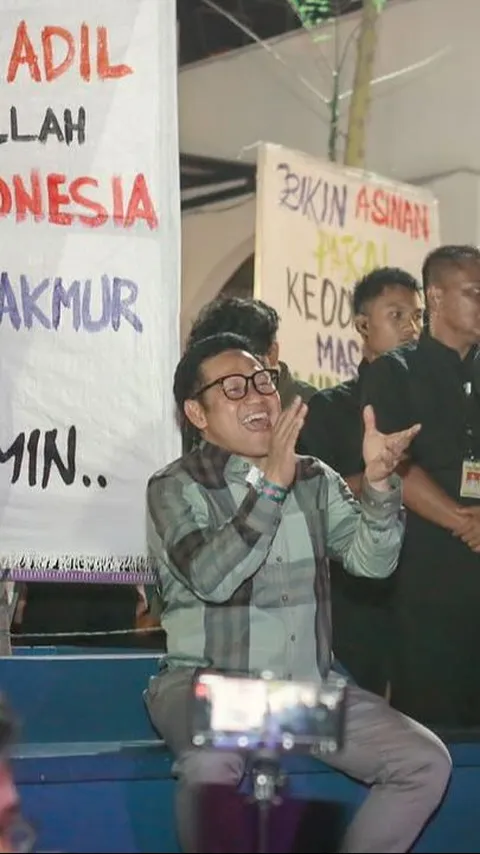 VIDEO: Mahasiswi Sebut Indonesia Emas Halu, Cak Imin Jawab Berteriak