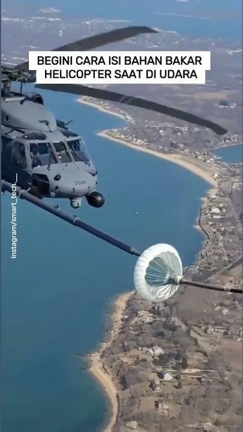 VIDEO: Begini Cara Isi Bahan Bakar Helicopter saat di Udara