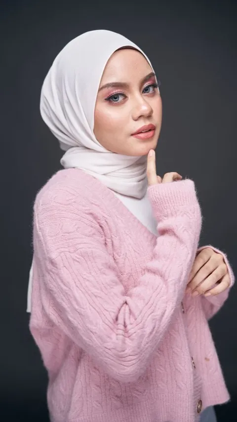 Trik Menyimpan Hijab di Lemari agar Tetap Rapi, Anti Kusut Saat Digunakan
