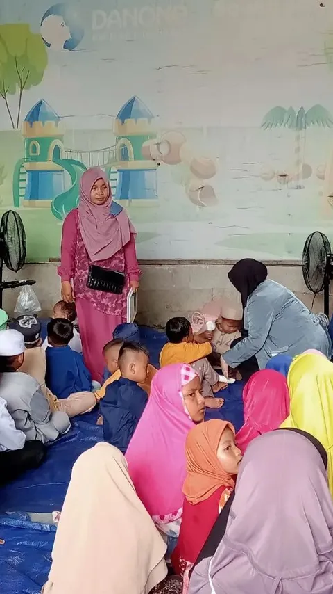 Peduli Pendidikan, Perempuan di Jakarta Timur Ini Dirikan Bimbel Gratis Bagi Pemulung