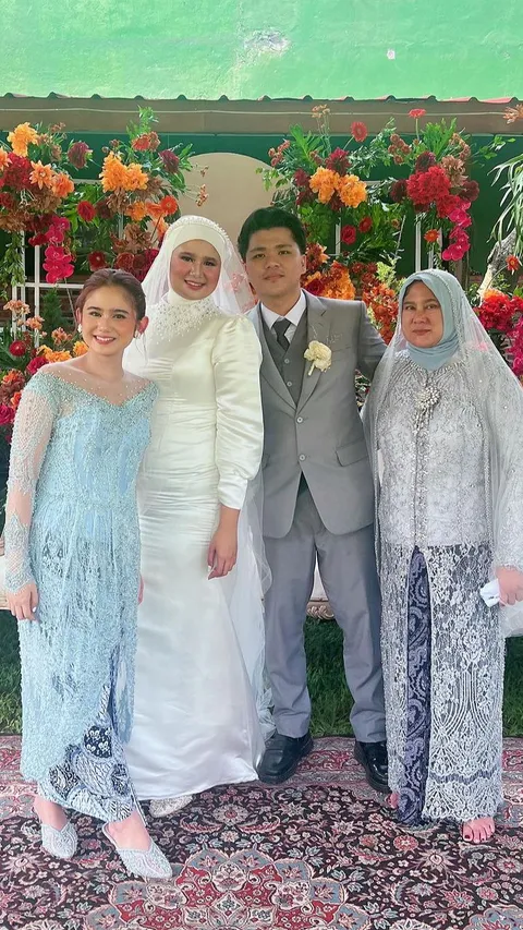 Potret Cantik Tissa Biani di Pernikahan Sang Kakak, Bareng El dan Dul