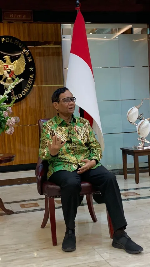 Blak-Blakan Momen Dibisiki, Mahfud MD Ungkap Pesan Penting Megawati