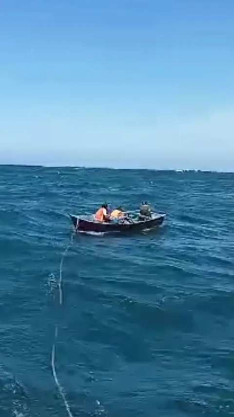 Korban Terseret Ombak Pantai Panjang Malang Ditemukan Tewas di Tulungagung, Dua Masih Hilang