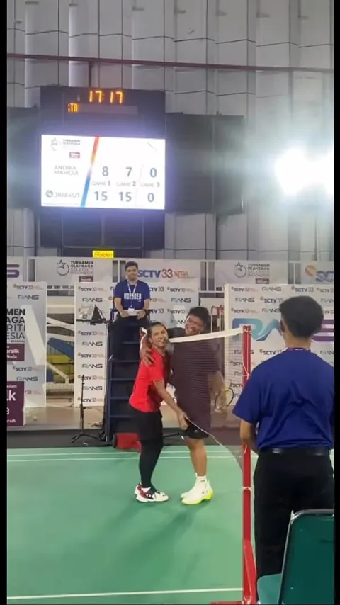 Jirayut Menang Main Badminton Lawan Babang Tamvan, Girang Banget Sampai Salto