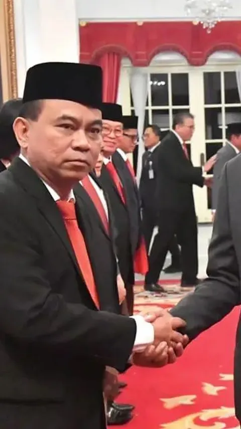 VIDEO: Menkominfo Budi Arie Lanjutkan Proyek BTS, Ikuti Instruksi Presiden Jokowi
