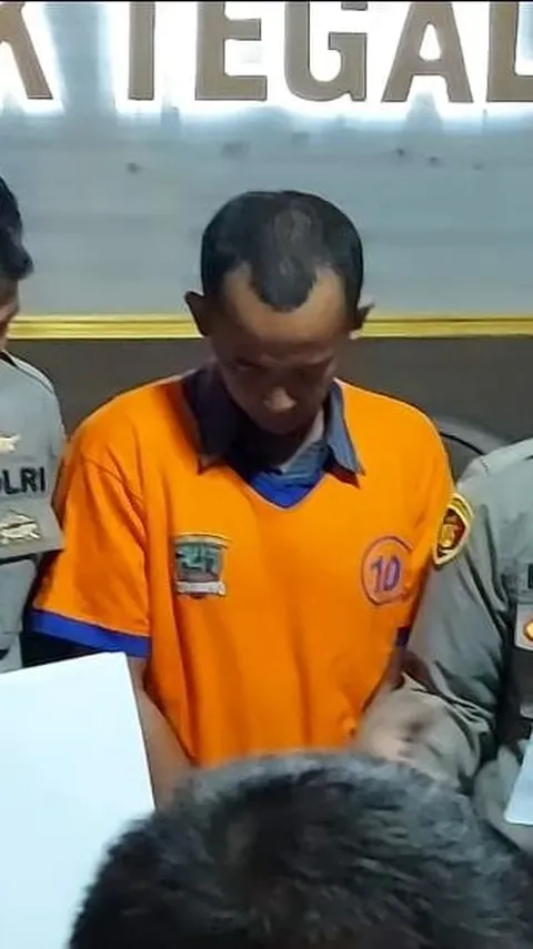OB Dinas Pendidikan Surabaya Jadi Calo PPDB Tipu Korban Capai Rp20 Juta, Diringkus Polisi