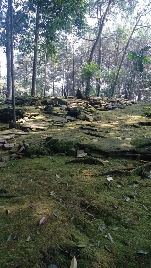 Tempat Suci Berusia Ribuan Tahun di Kaki Gunung Salak, Tak Jauh dari Bogor