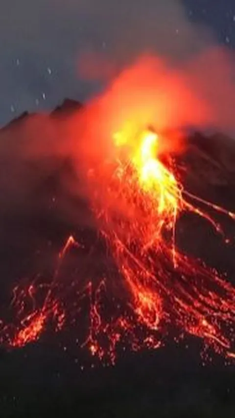 Gunung Merapi Luncurkan Awan Panas Guguran Sejauh 1,5 Km