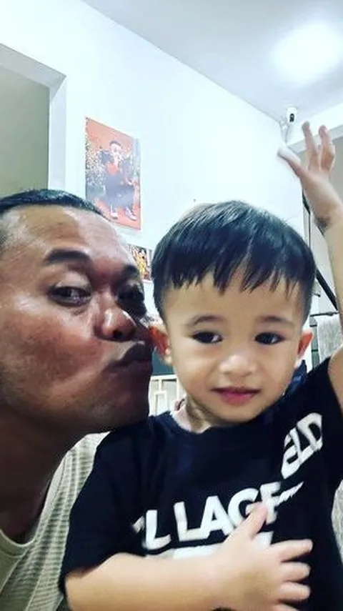 Lucu, Baby Adzam Anak Sule saat Video Call dengan Sang Ayah