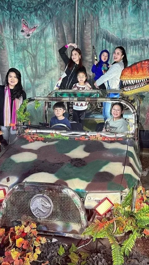 Potret Sandra Dewi dan Keluarga Liburan di Australia, 2 Putra Gantengnya Raphael dan Mikha Curi Perhatian