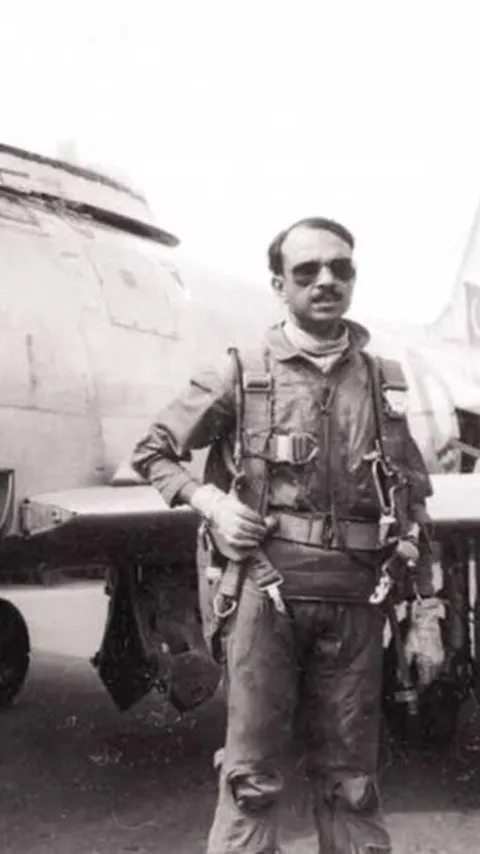 Pilot Jet Tempur Legendaris, Satu Menit Tembak Jatuh 5 Pesawat Lawan