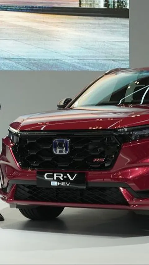 Segini Harga Jual Mobil Hybrid Pertama Honda di Indonesia