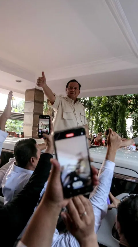 Janji Prabowo: Anak Sekolah Makan Siang dan Susu Gratis, Lanjutkan Jokowinomics