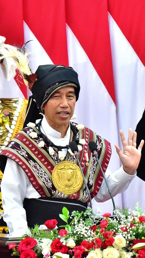 Disebut Plonga Plongo dan Tolol, Jokowi: Saya Sedih Budaya Santun Mulai Hilang