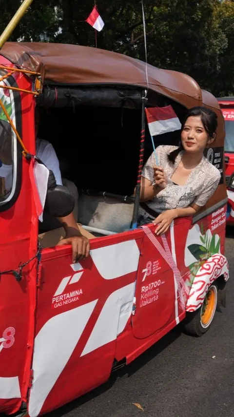 Meriahkan HUT RI, PGN Hadirkan Bajaj Merah dengan Tarif Rp1.700 per 8 Km