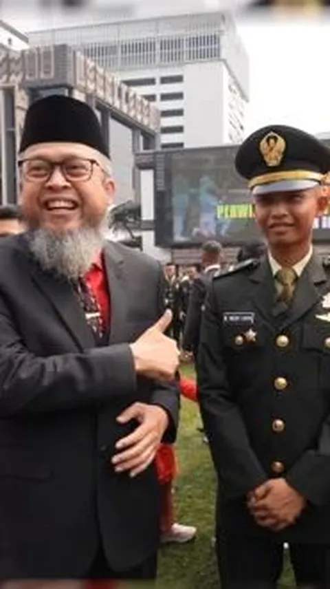 Punya 83 Gelar Hingga Tercatat di MURI, Achmad Tarmizi Ngaku Kalah sama si Bungsu yang jadi Perwira TNI