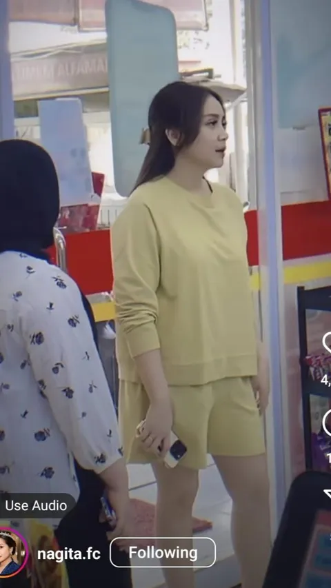 Nagita Slavina Tampil Santai Belanja ke Minimarket, Netizen Heboh 