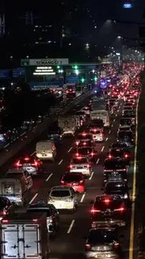 Dinas LHK DKI Jakarta Wajibkan Karyawan Naik Kendaraan Listrik Setiap Rabu