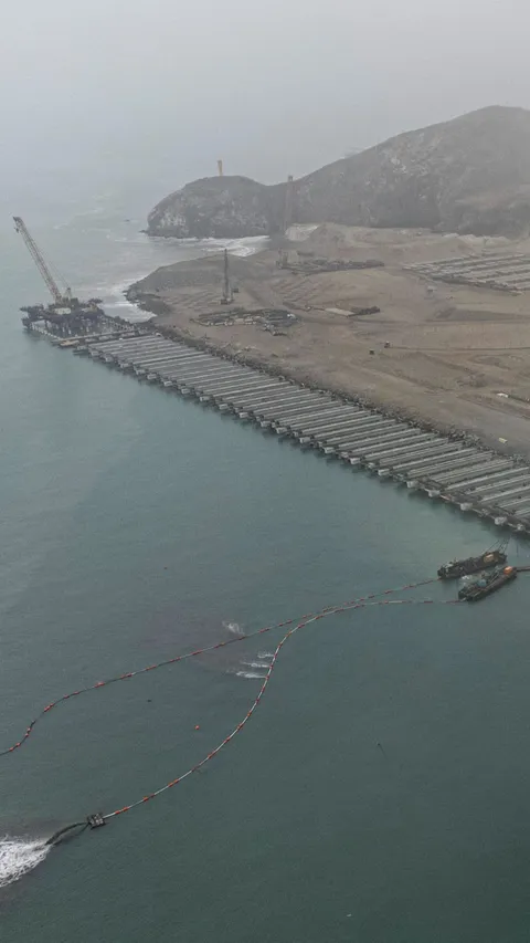 FOTO: China Bangun Pelabuhan Terbesar Dunia di Peru, Inilah Penampakannya Sangat Luas Sekali