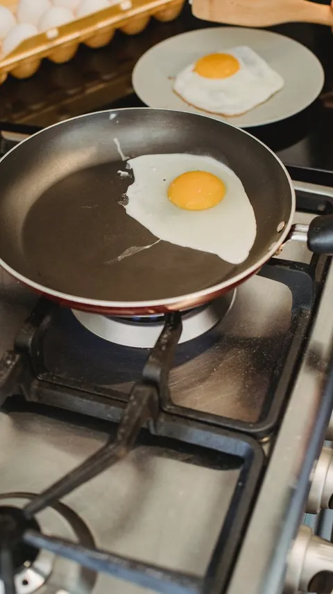 5 Resep Olahan Telur Ceplok, Ramah Tanggal Tua dan Mudah Dibuatnya