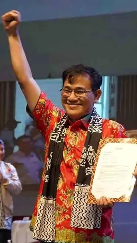 PDIP Resmi Pecat Budiman Sudjatmiko Buntut Deklarasi Dukung Prabowo