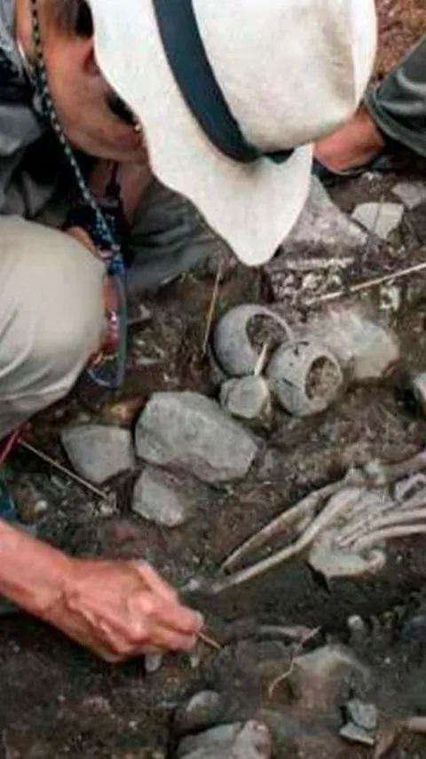 Arkeolog Temukan Makam Pendeta Berusia 3.000 Tahun, Jasadnya Dikubur dengan Wajah Menghadap ke Bawah