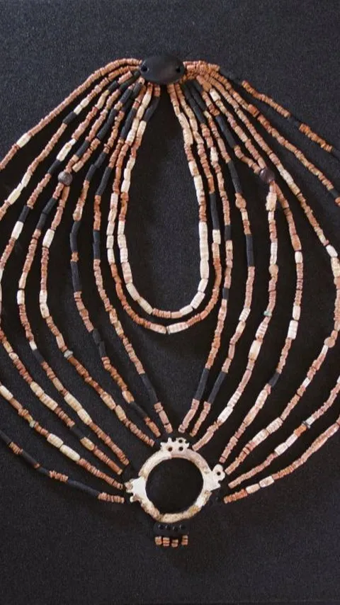 Kalung Anak dari Tahun 7400 SM Ditemukan, Dihiasi 2500 Bebatuan dan Manik-Manik