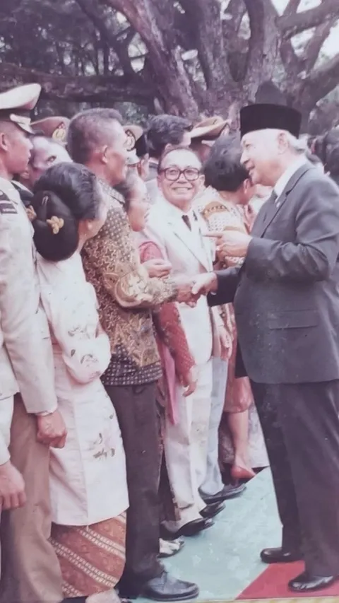 Pelantikan Perwira Akpol di Istana Tahun 1987, Panglima ABRI Dijabat Jenderal Intel Kawal Langsung Presiden Soeharto