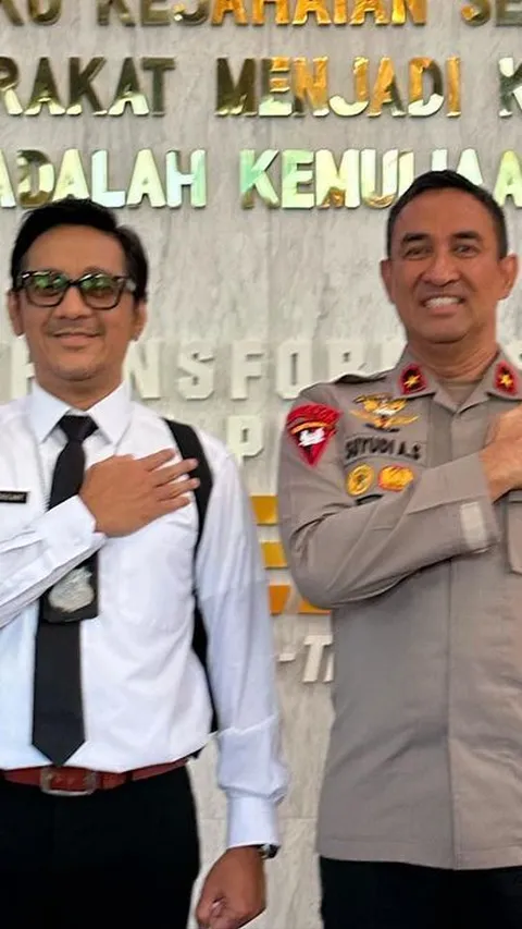 Jenderal Polisi Bersama Kombes Terima Kedatangan Kondre, Pria Terkenal Biasa Disapa Komandan
