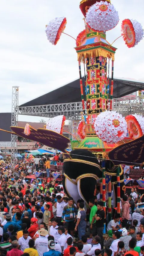 Mengenal Tabuik, Tradisi Tahunan Bulan Muharam Khas Masyarakat Sumatra Barat