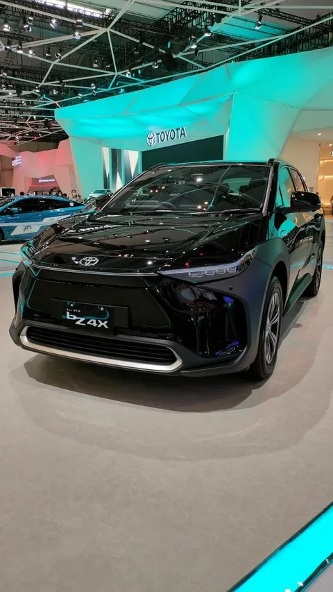 Lawan Tesla, Toyota Perbarui Pabrik di Jepang dengan Teknologi Produksi Mobil Listrik