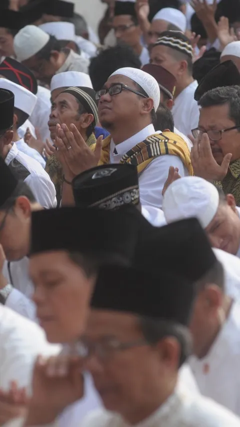 Kemarau Panjang, DMI Imbau Masjid Seluruh Indonesia Gelar Salat Istisqa Minta Turun Hujan