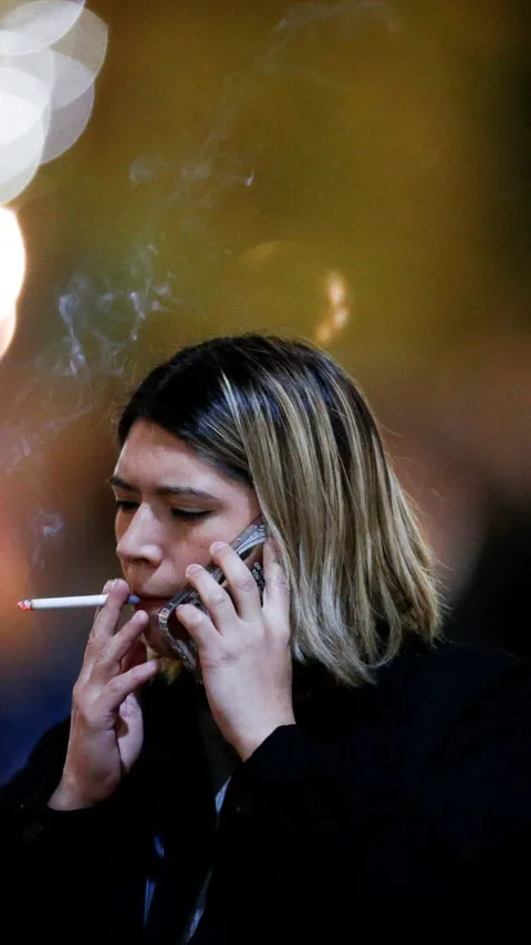 Manusia Sudah Merokok Sejak 12.300 Tahun Lalu, Biji Tembakau Gosong Ini Buktinya