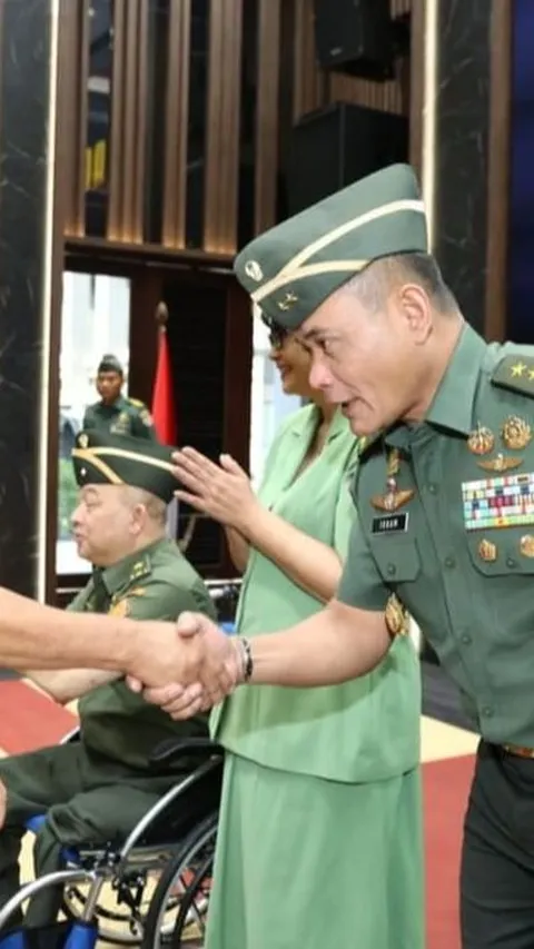 4 Perwira Tinggi TNI Naik Pangkat jadi Jenderal Bintang Dua, Ini Sosoknya Ada Eks Ajudan Presiden