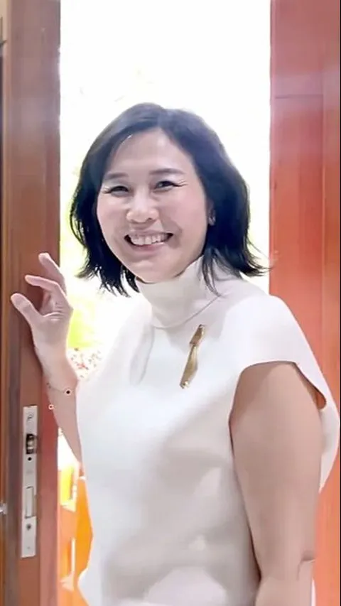 Kabar dan 8 Potret Terbaru Veronica Tan Mantan Istri Ahok yang Makin Cantik dan Awet Muda - Rajin Olahraga