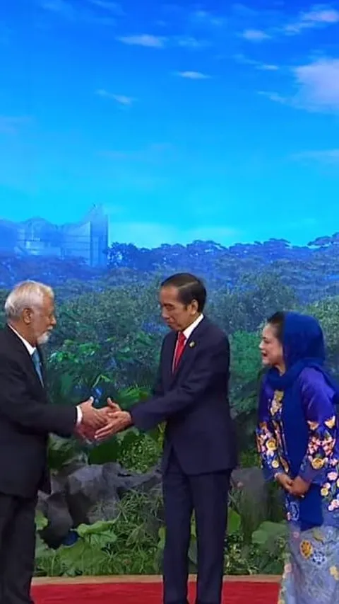 Momen PM Timor Leste Xanana Gusmao Cium Tangan Iriana Jokowi sampai Membungkuk